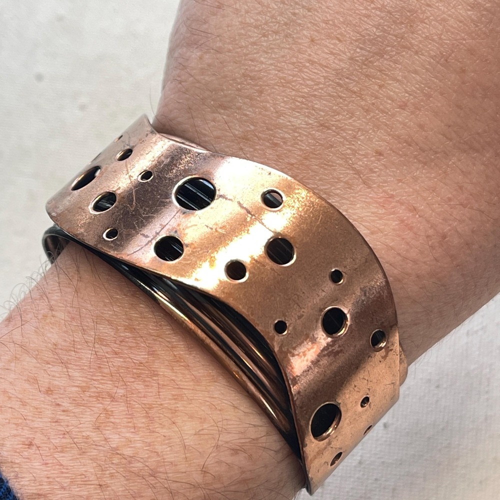 Vintage Renoir Copper Swiss Cheese Wavy Wide Bangle Cuff Bracelet MCM - Picture 6 of 8